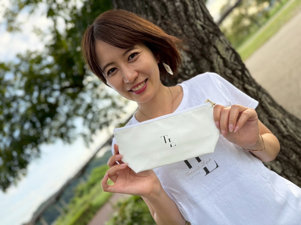 【トレンチライフ】オリジナルロゴ入りポーチ