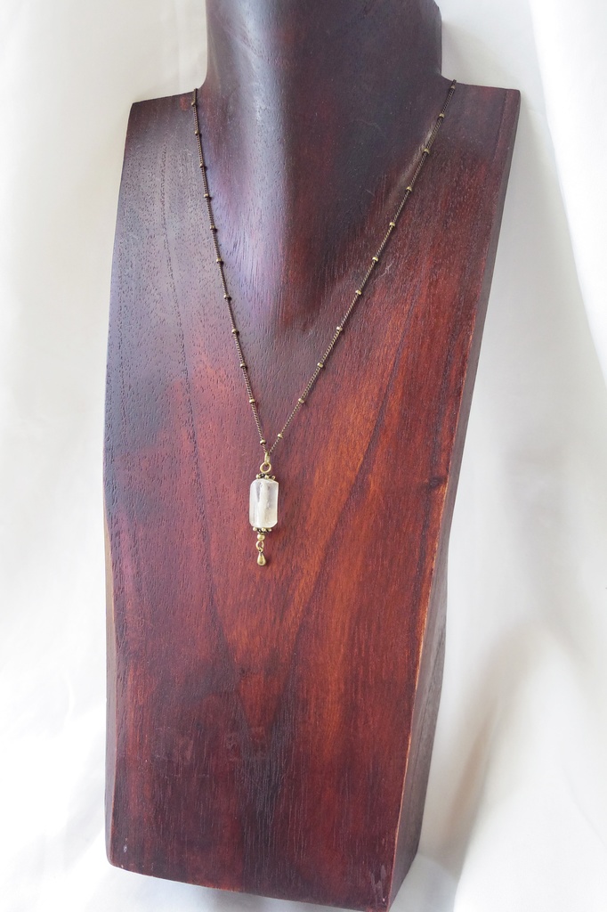 ローマングラスとタンザナイトのアンティークネックレス 「がらくた塔と考古学の魔女」