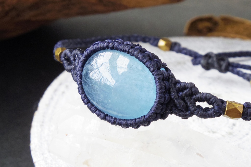 アクアマリンのシンプルマクラメブレスレット 「Ugarit」★再販★