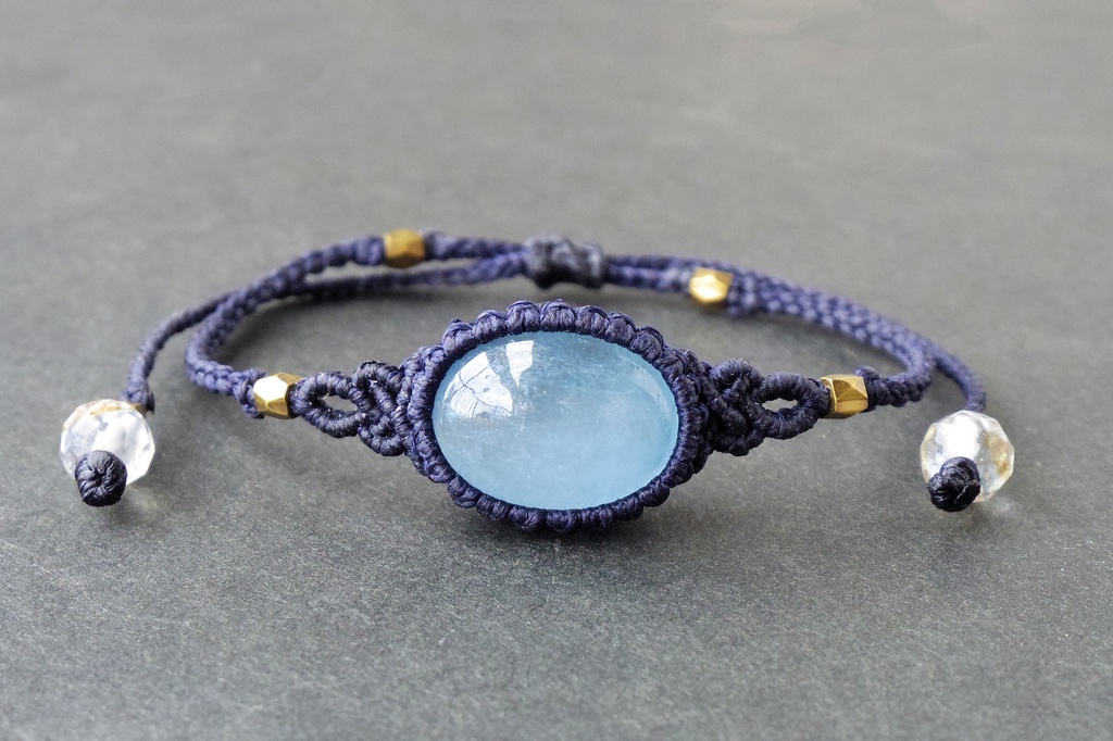 アクアマリンのシンプルマクラメブレスレット 「Ugarit」★再販★