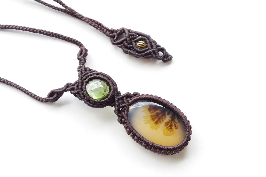 デンドリックアゲートとトルマリンのマクラメネックレス 「Dactylifera」
