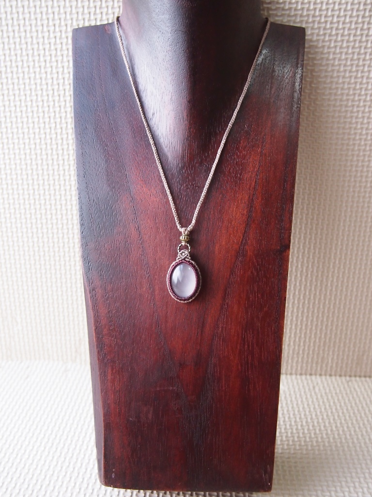 ローズクォーツとアメジストのマクラメネックレス 「睡-花影-」