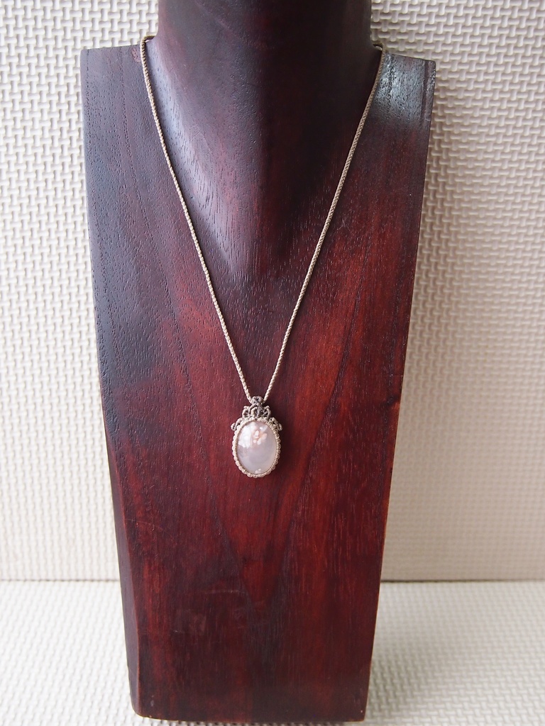 チェリーブロッサムアゲートとガーデンクォーツのマクラメネックレス 「木花咲耶」