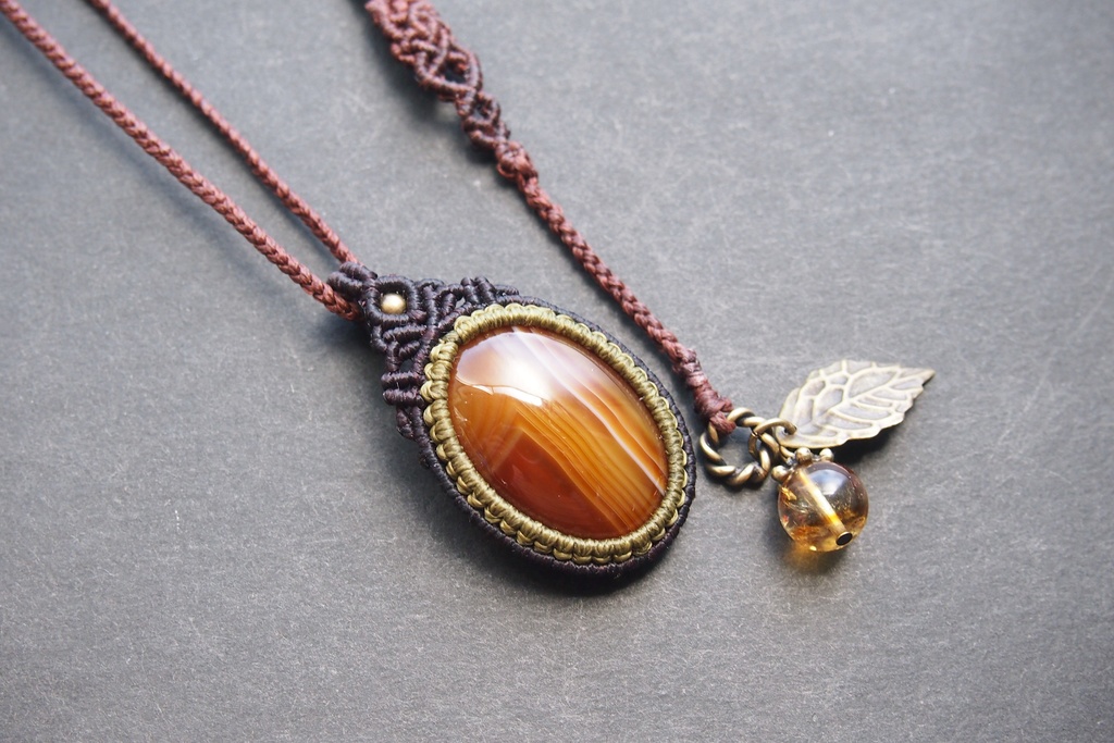 ブラウンアゲートとファントムシトリンのマクラメネックレス 「Dryas」