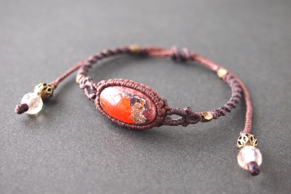 カンテラオパールのマクラメブレスレット 「Bandiagara」