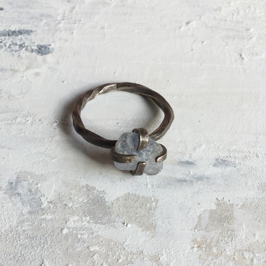 原石リング　サファイヤ