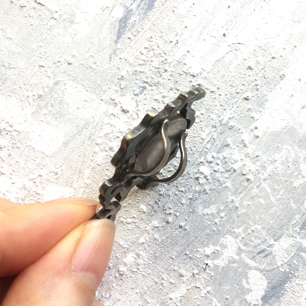 うごめき ブルーレース ネックレス