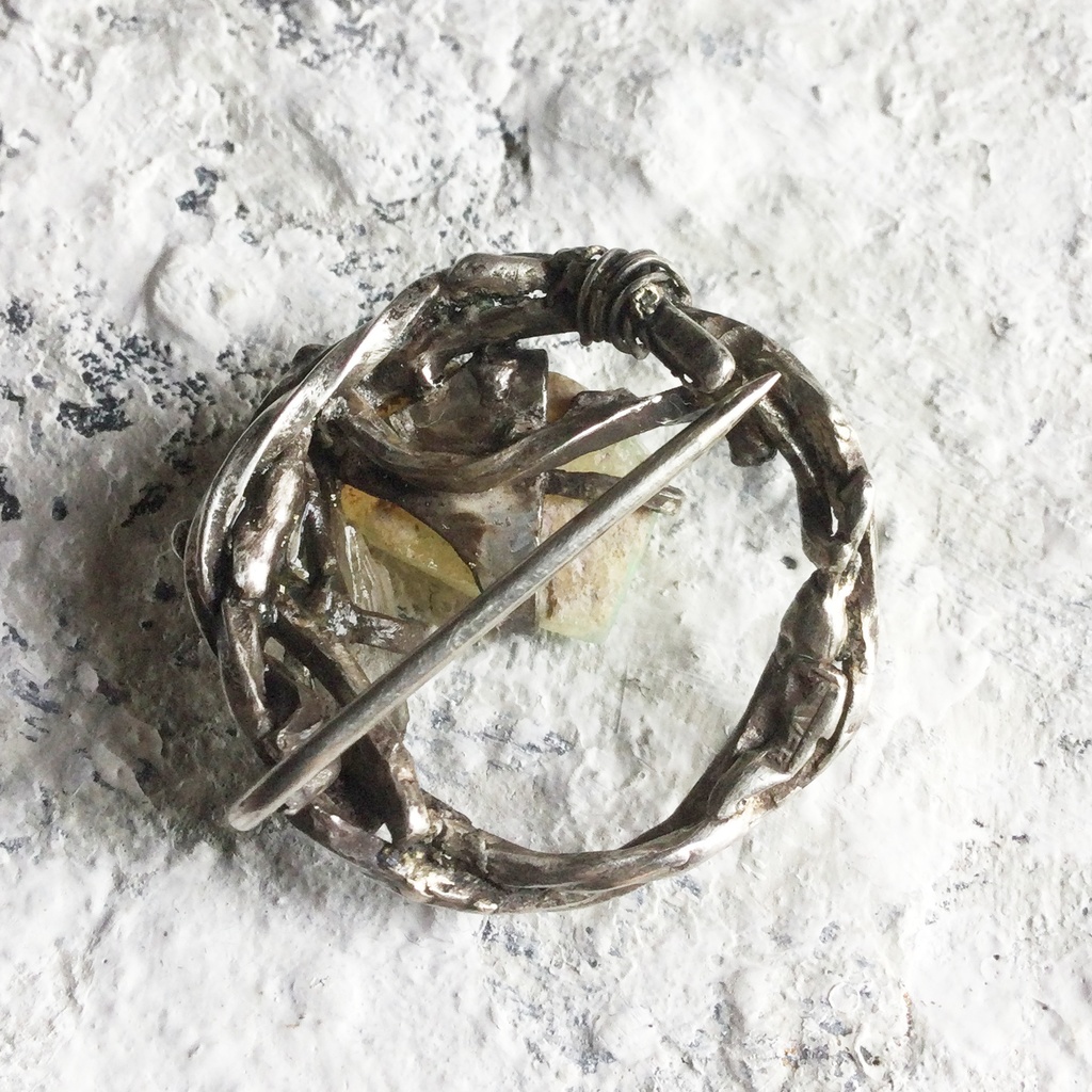 バーブドワイヤー オパール&水晶 ネックレスペンダント