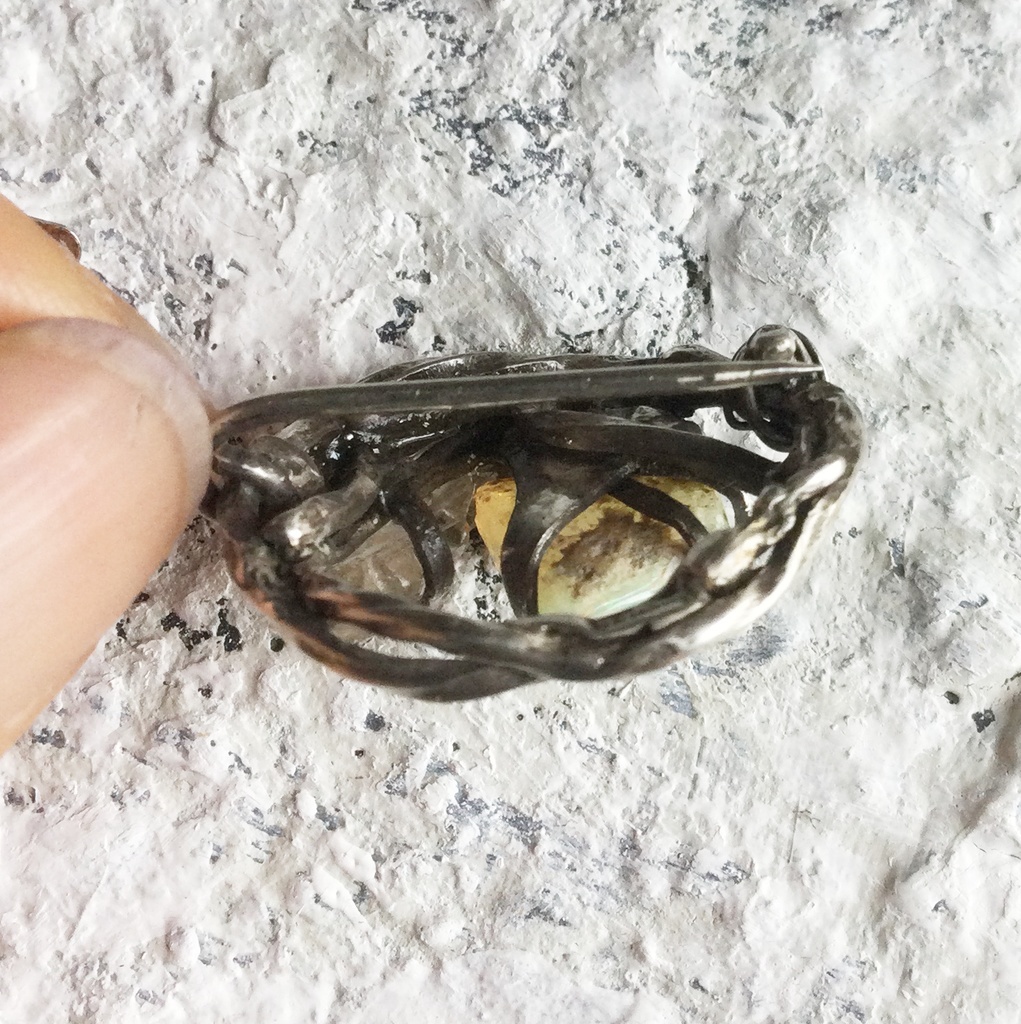 バーブドワイヤー オパール&水晶 ネックレスペンダント