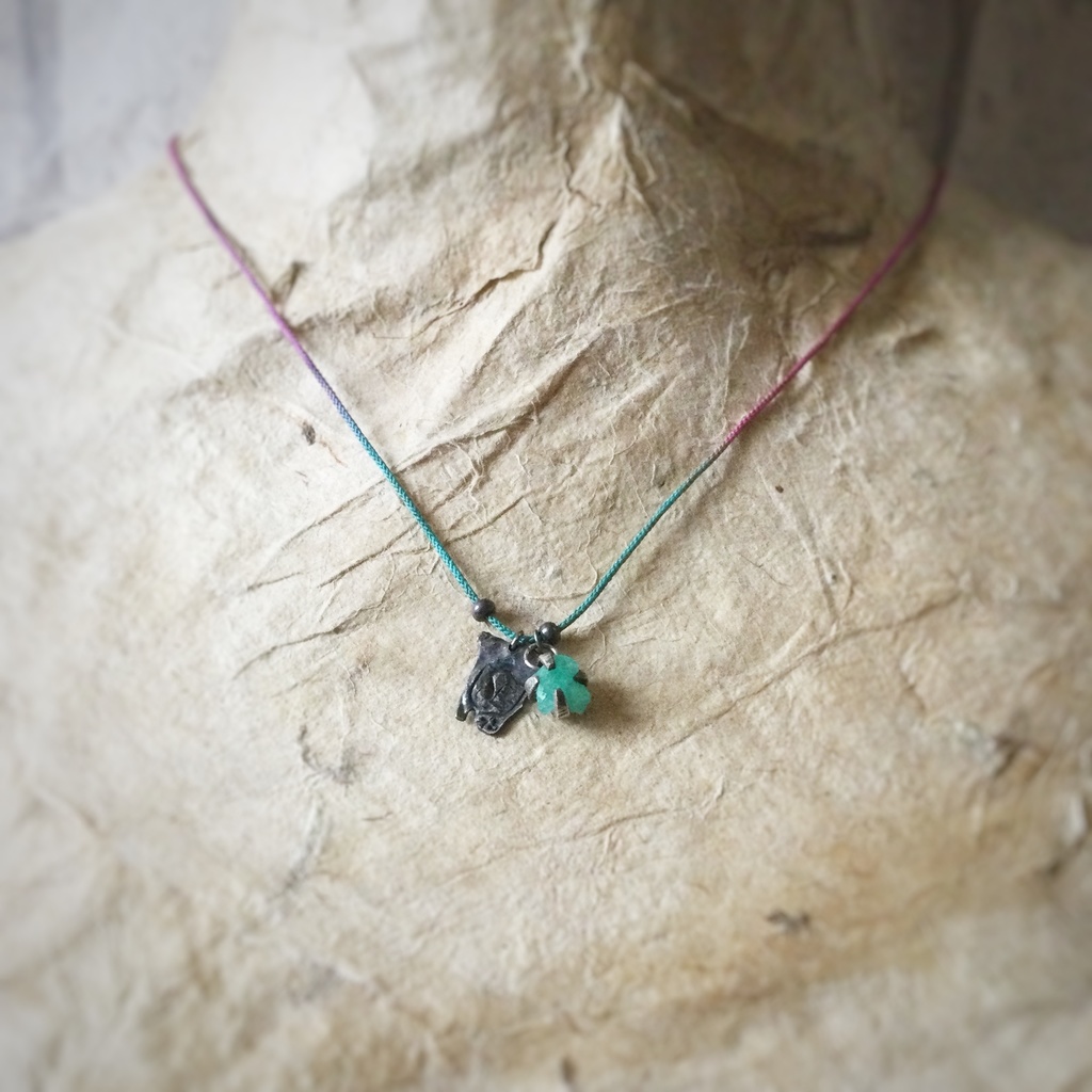 エメラルド原石 チョーカー&ネックレス