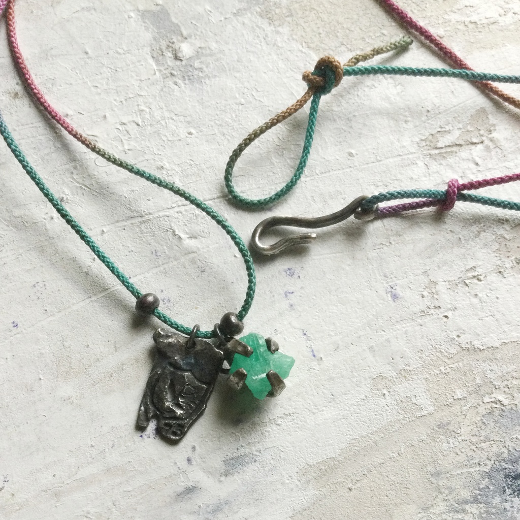 エメラルド原石 チョーカー&ネックレス