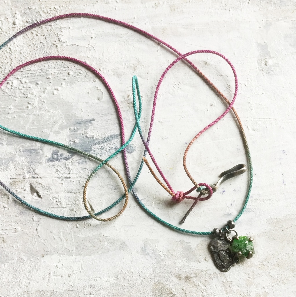 ダイオプサイト原石 チョーカー&ネックレス