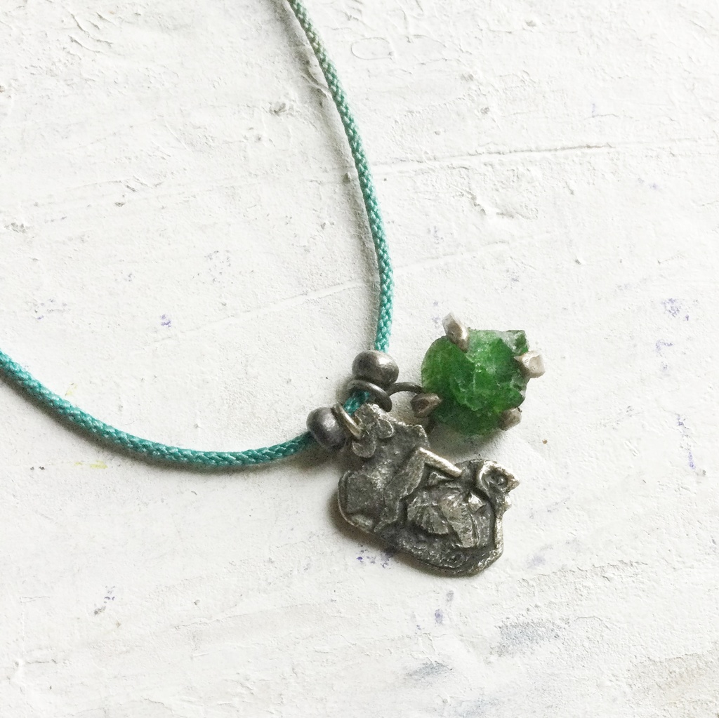 ダイオプサイト原石 チョーカー&ネックレス