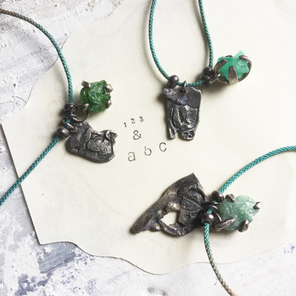 翡翠原石 チョーカー&ネックレス