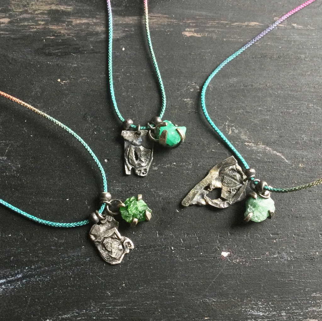 翡翠原石 チョーカー&ネックレス