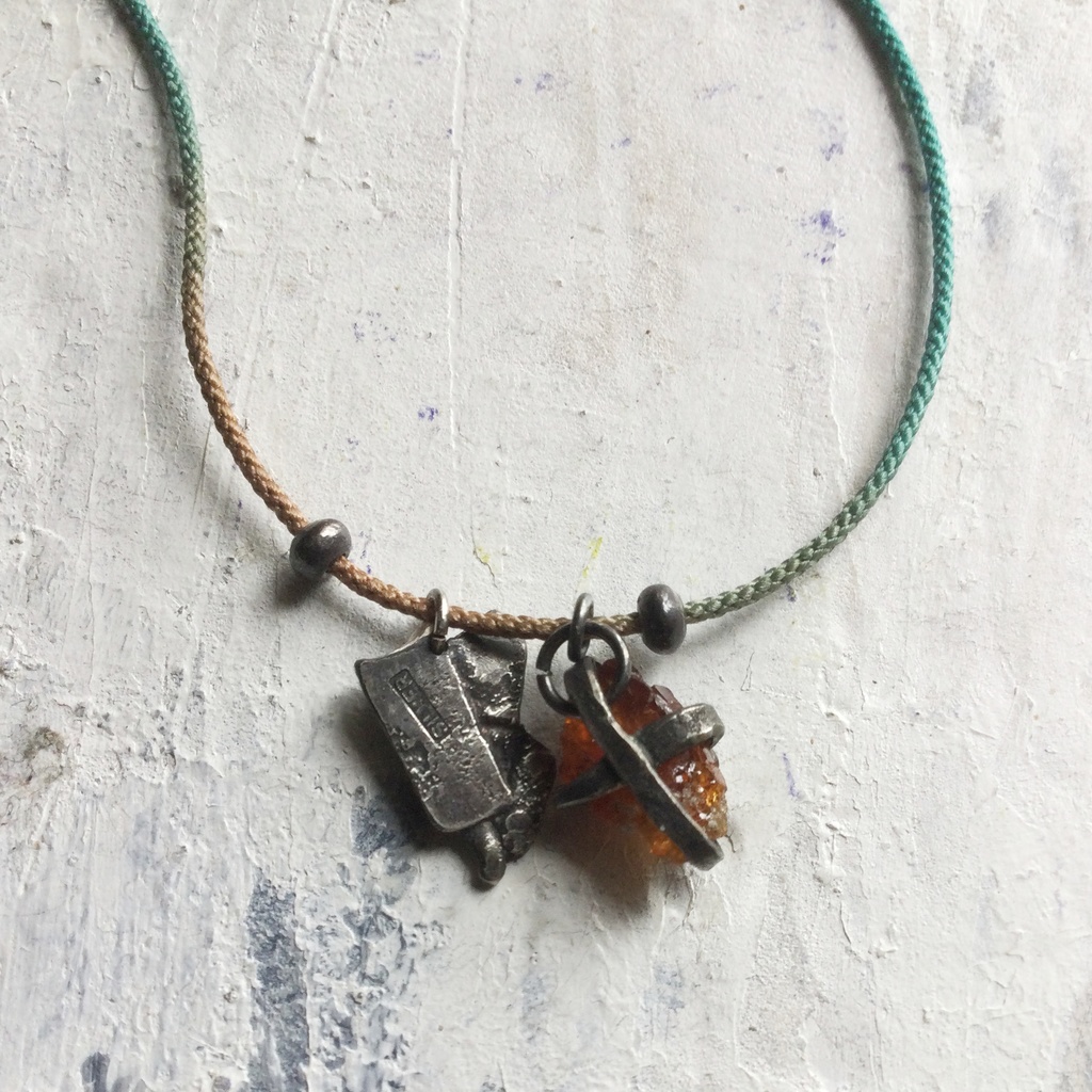 スぺサルティンガーネット原石 チョーカー&ネックレス