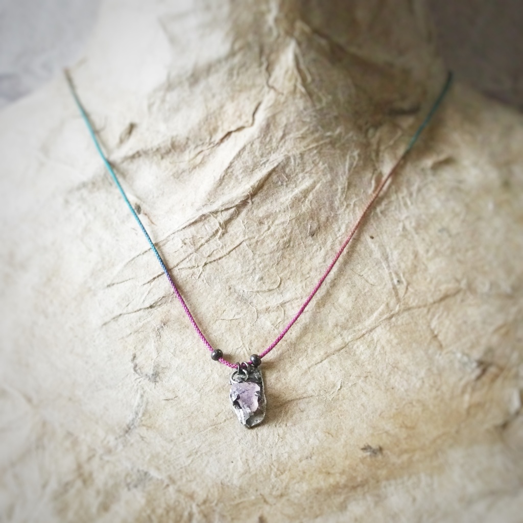 ピンクサファイヤ原石 チョーカー&ネックレス