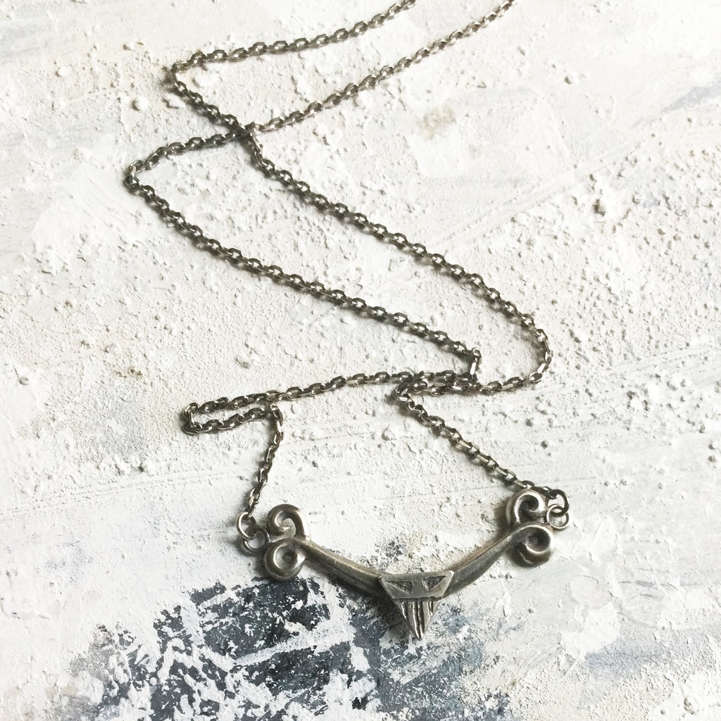 ツイステ ゴスマリイデア シルバーネックレス