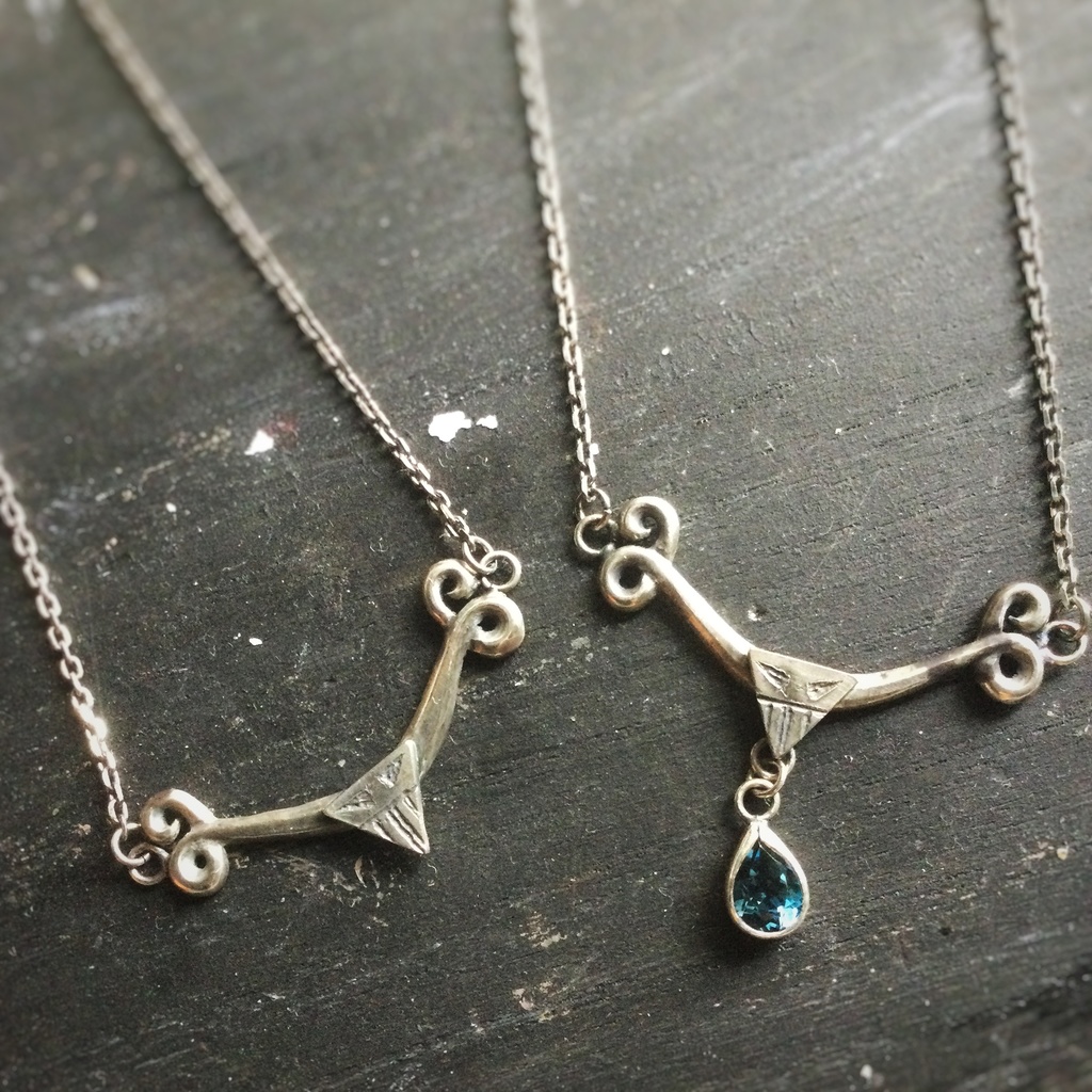 ツイステ ゴスマリイデアネックレス ロンドンブルートパーズ