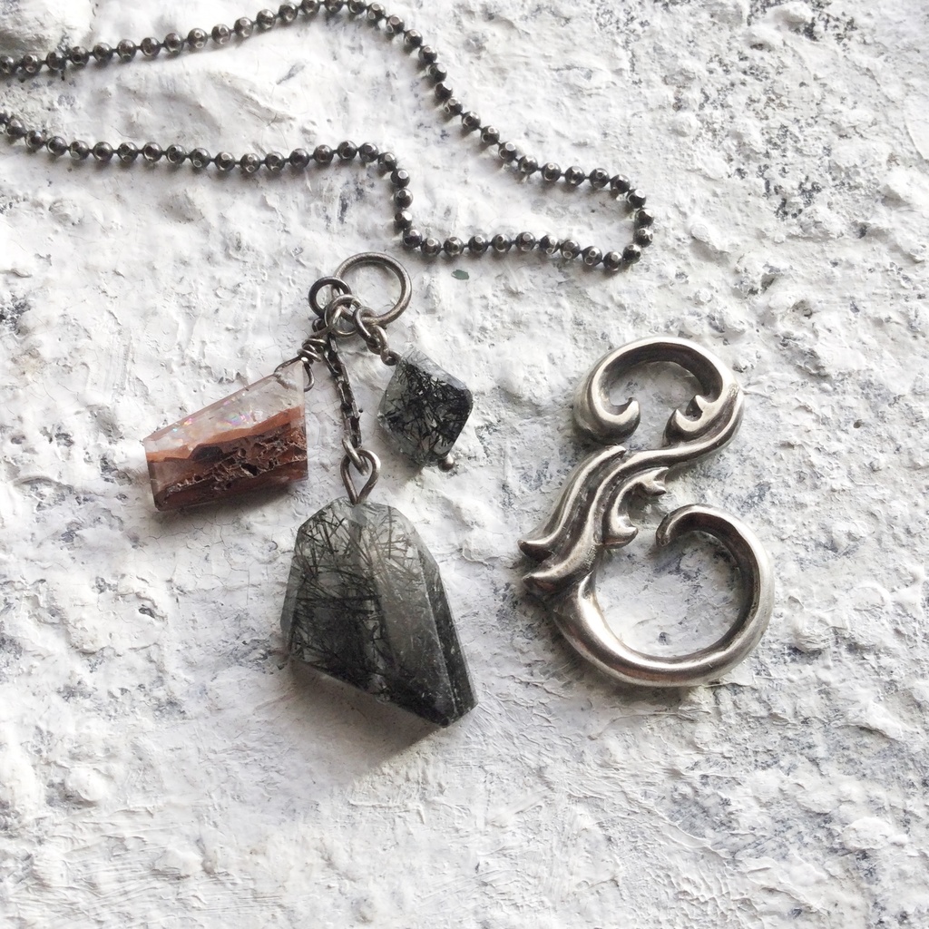 SilverのS字フック ペンダントネックレス トルマリンクオーツ