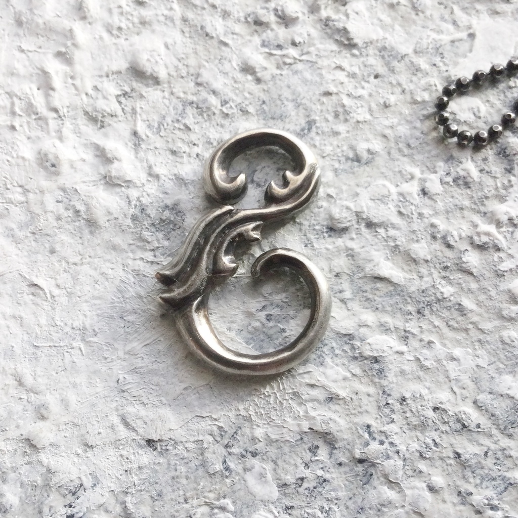 SilverのS字フック ペンダントネックレス トルマリンクオーツ