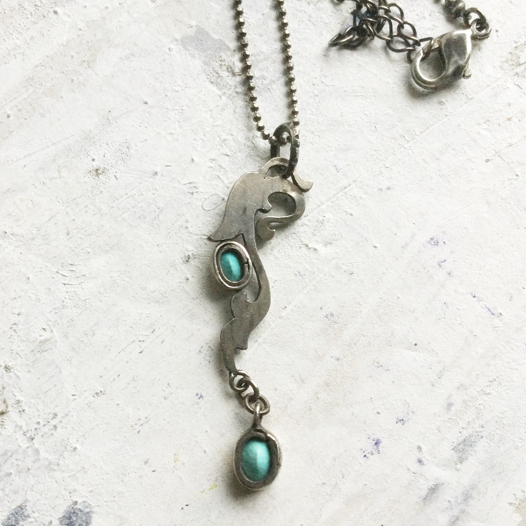 羽ふわり ターコイズネックレス