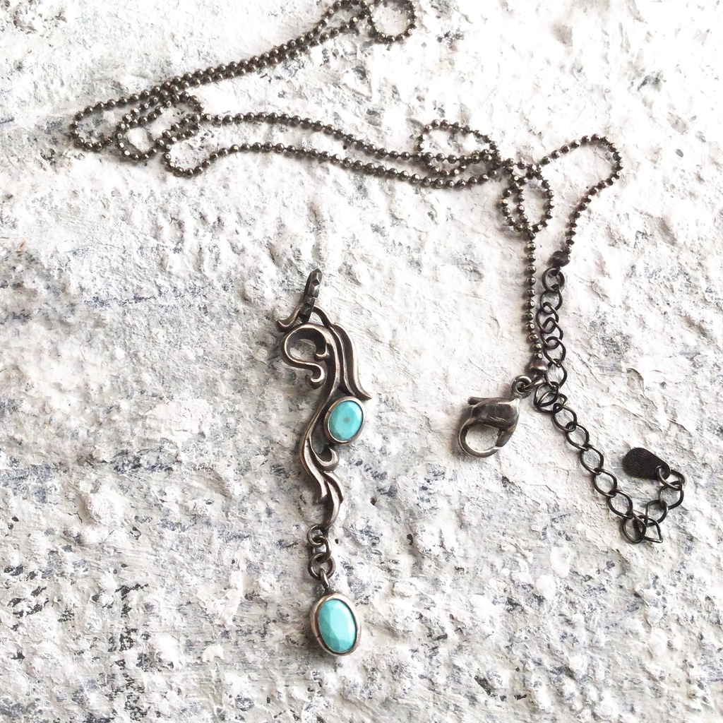 羽ふわり ターコイズネックレス