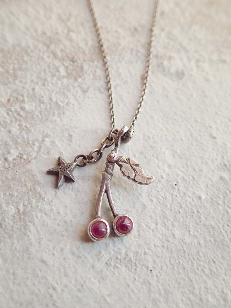 ルビーのチェリー&☆ ネックレス