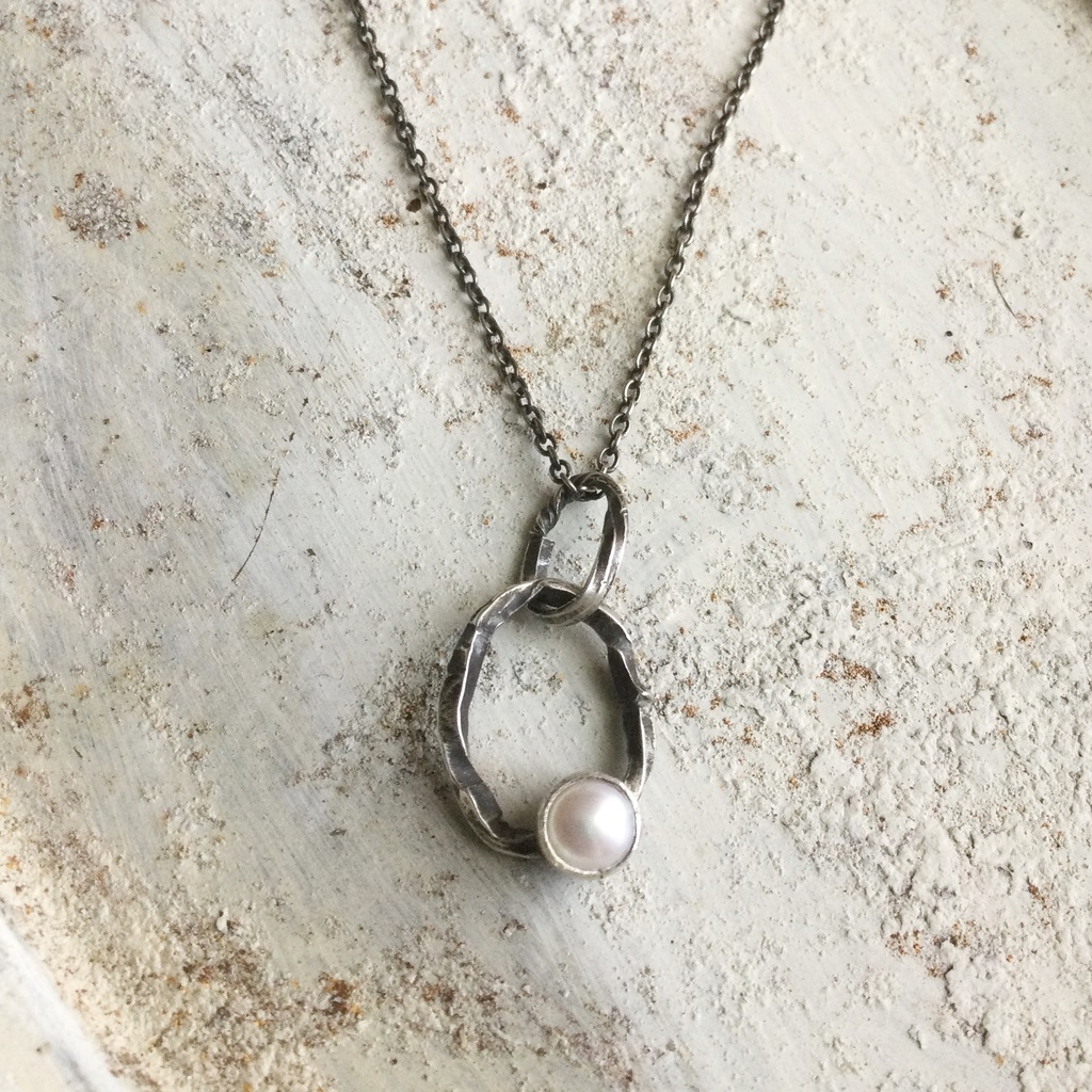 ラフツイストペンダントネックレス 淡水パール