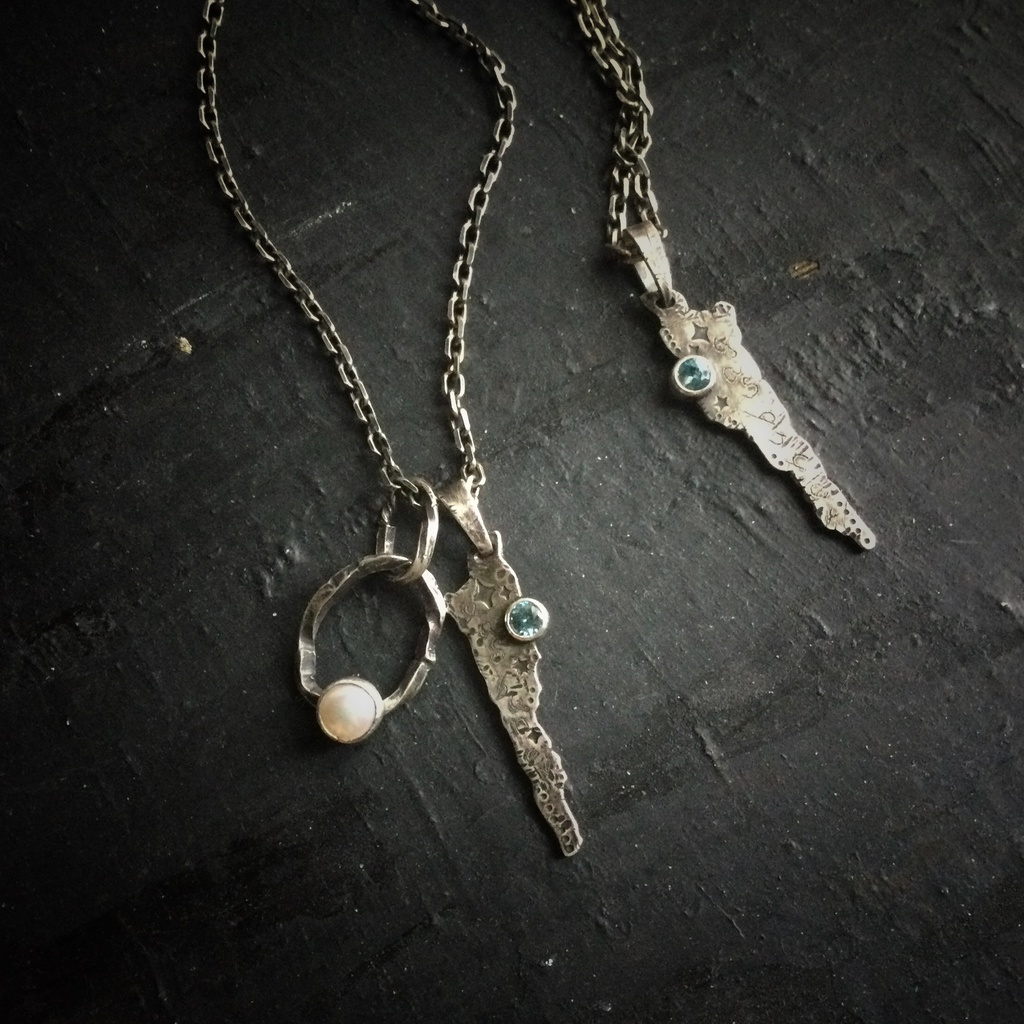 ラフツイストペンダントネックレス 淡水パール