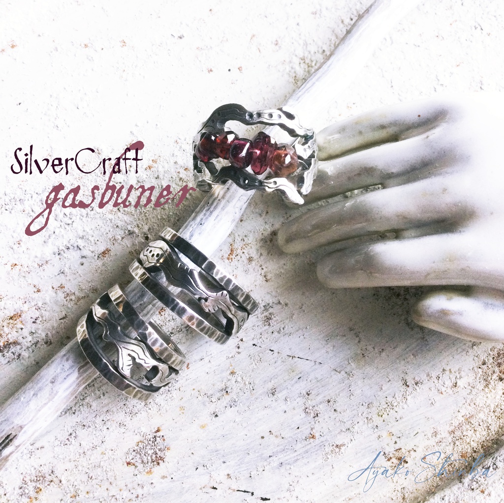 うごめき 赤い石beadsリング 18号