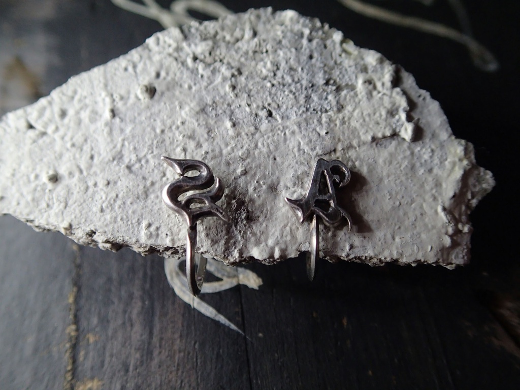 アルファベット オーダーアクセサリー