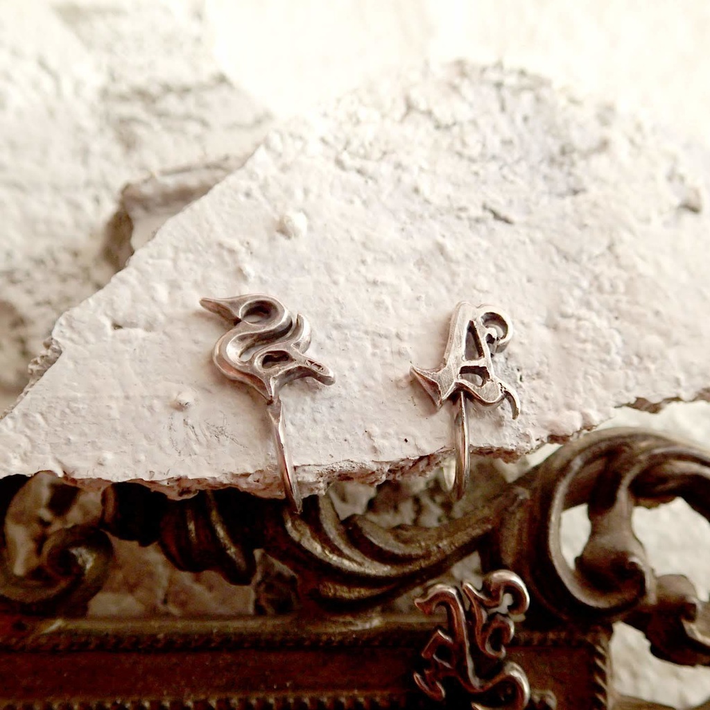 アルファベット オーダーアクセサリー