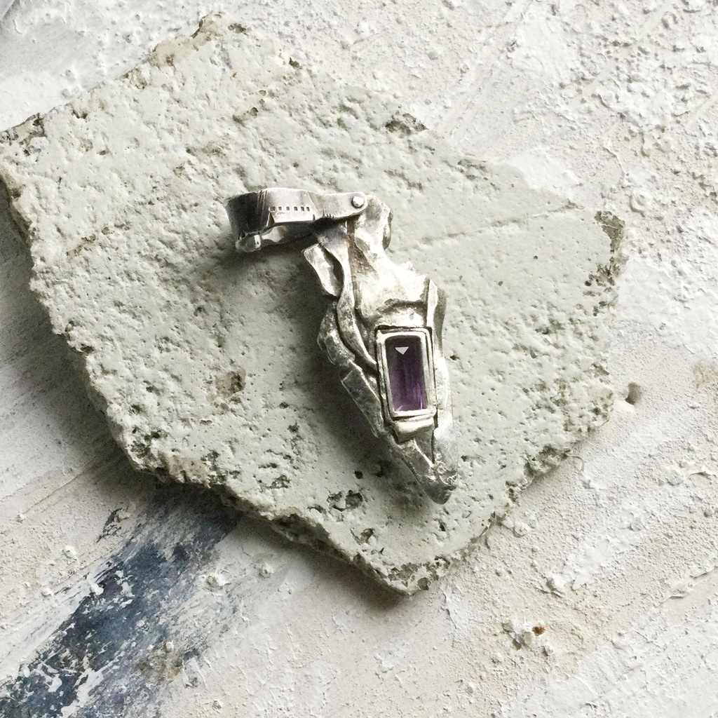 TTペンダント 長め三角 アメジスト