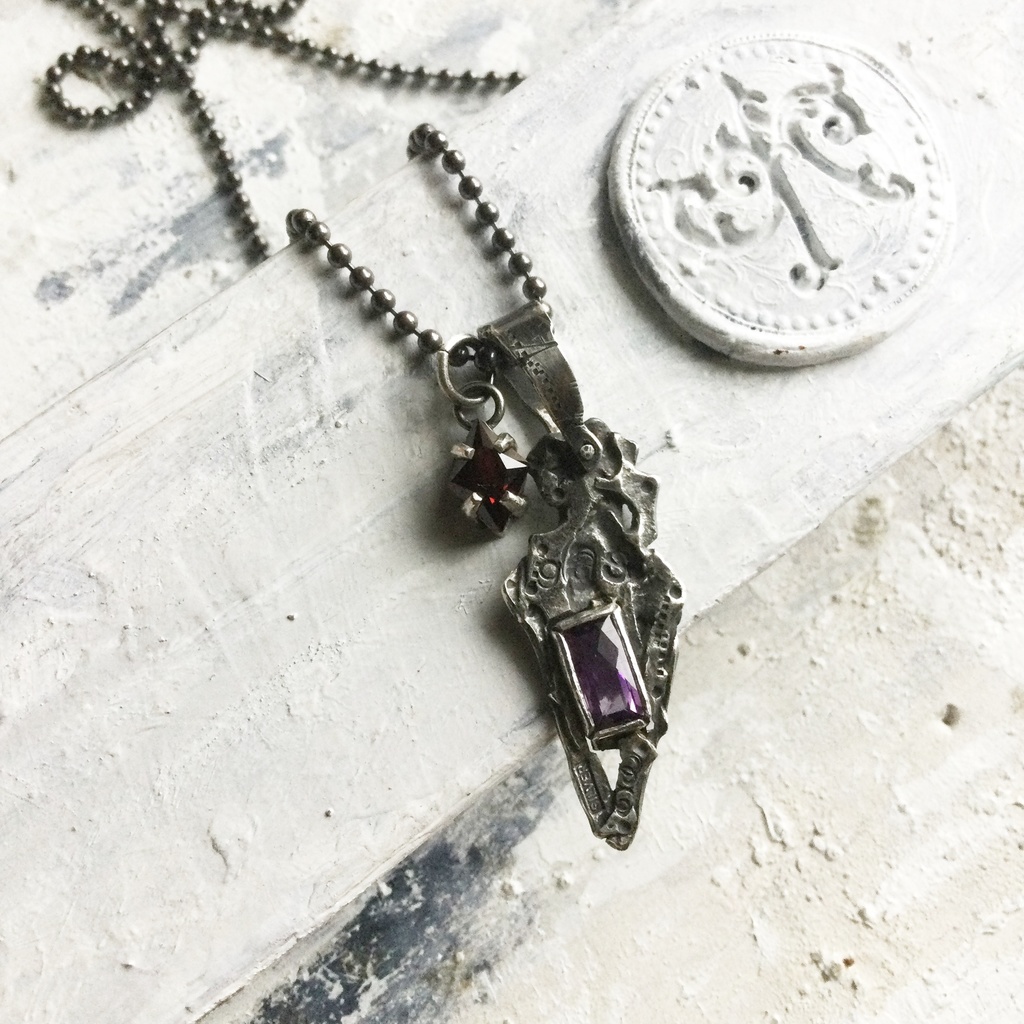 TTペンダント 長め三角 アメジスト