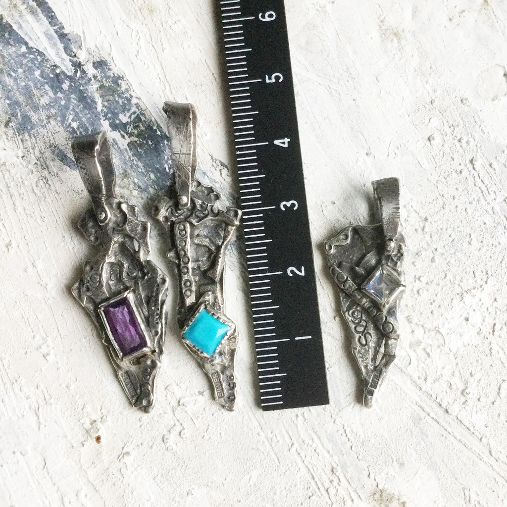 TTペンダント 長め三角 ムーンストーン