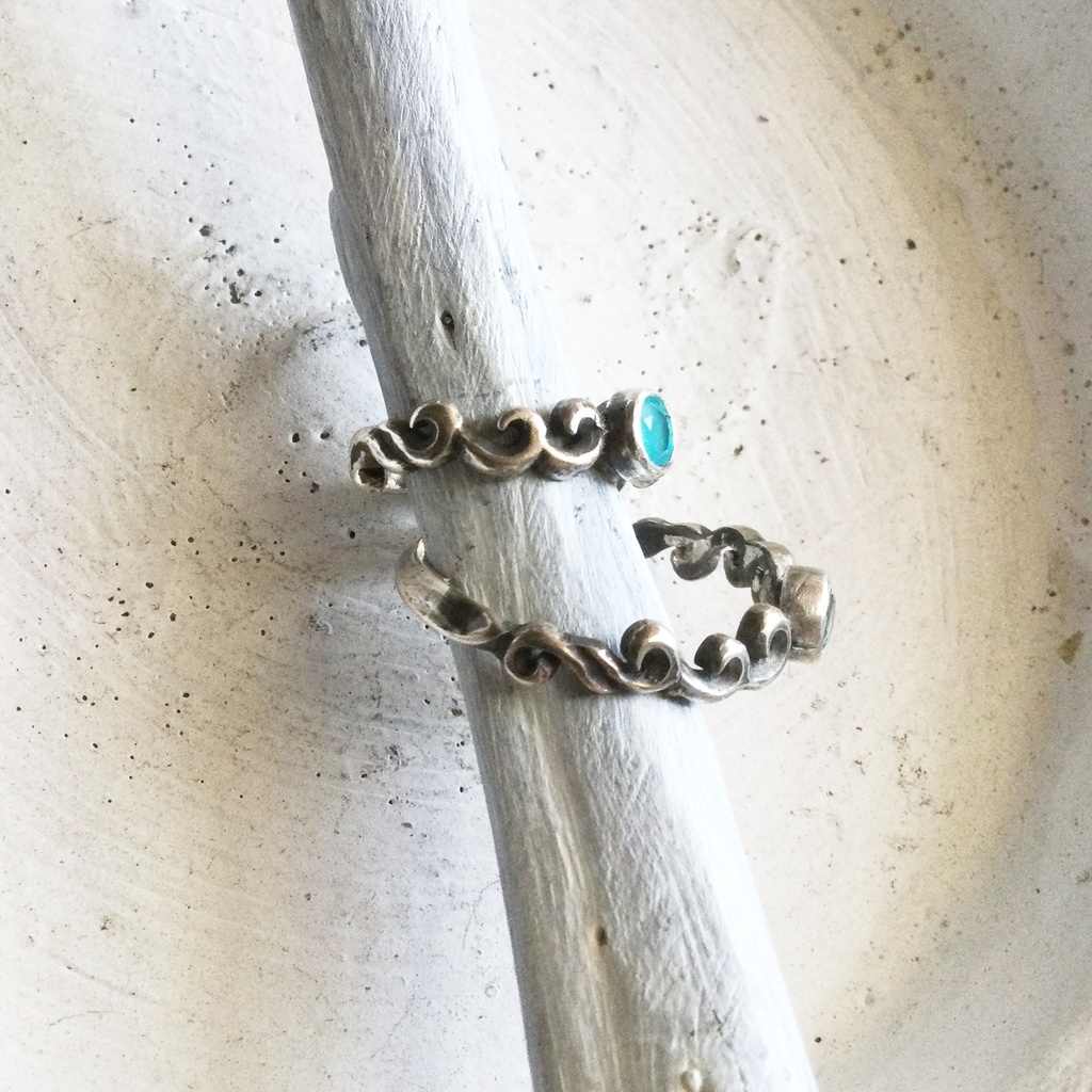 波唐草リング シーブルーカルセドニー ジルコン