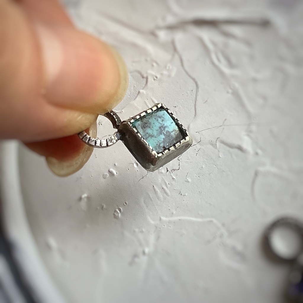 ターコイズ 天然石チャーム 7㎜