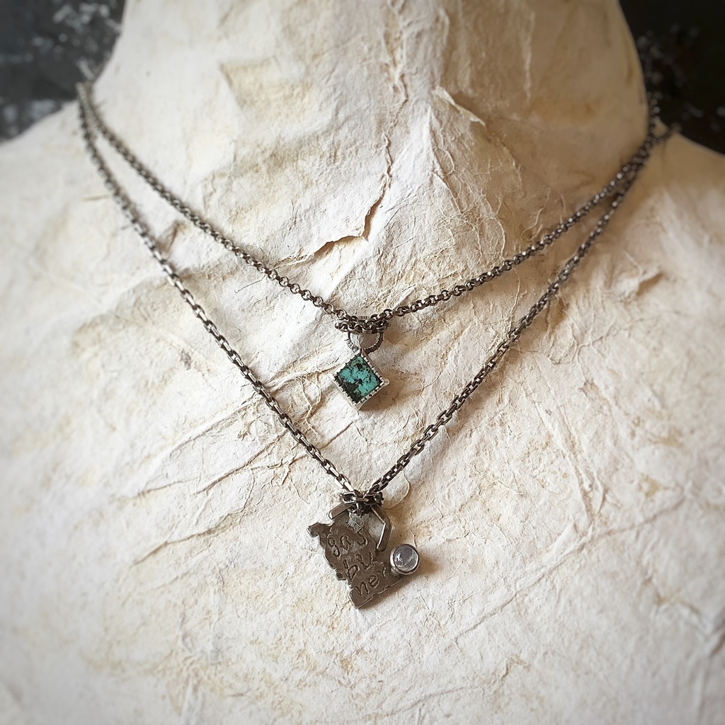 ターコイズ 天然石チャーム 7㎜