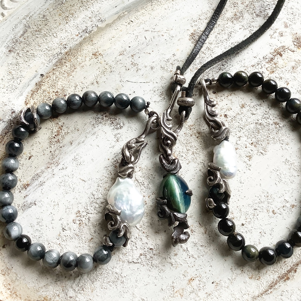 イーグルアイブレス ケシバロックパール