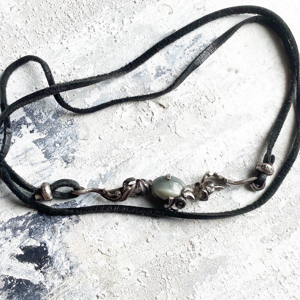 タイガーアイ 鹿革紐ネックレス