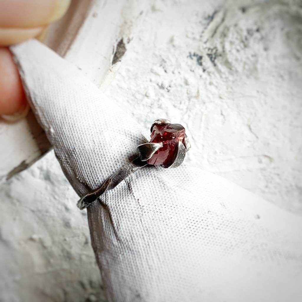 原石リング ガーネット 13号