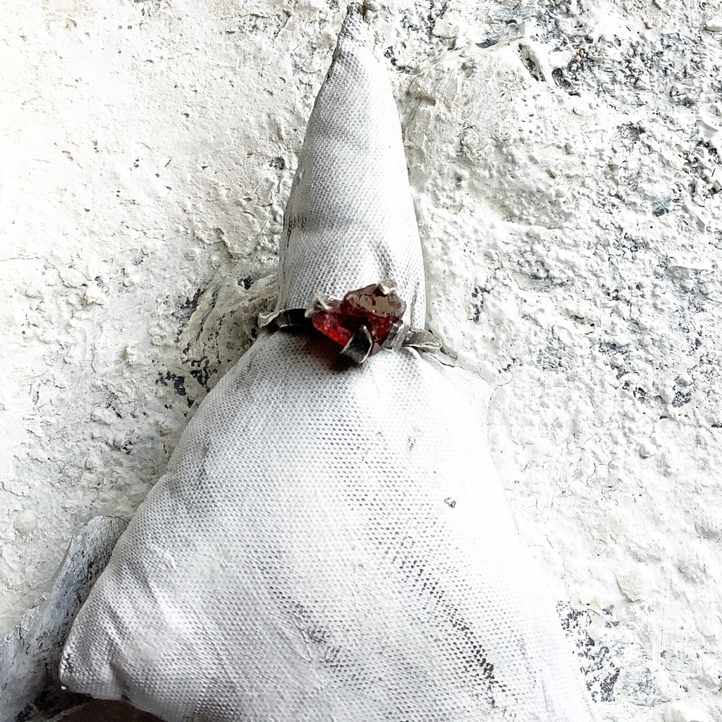 原石リング ガーネット 13号