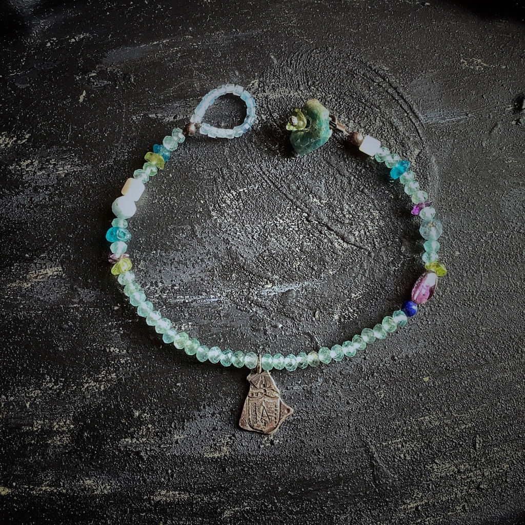 天然石青系ビーズブレス アパタイト