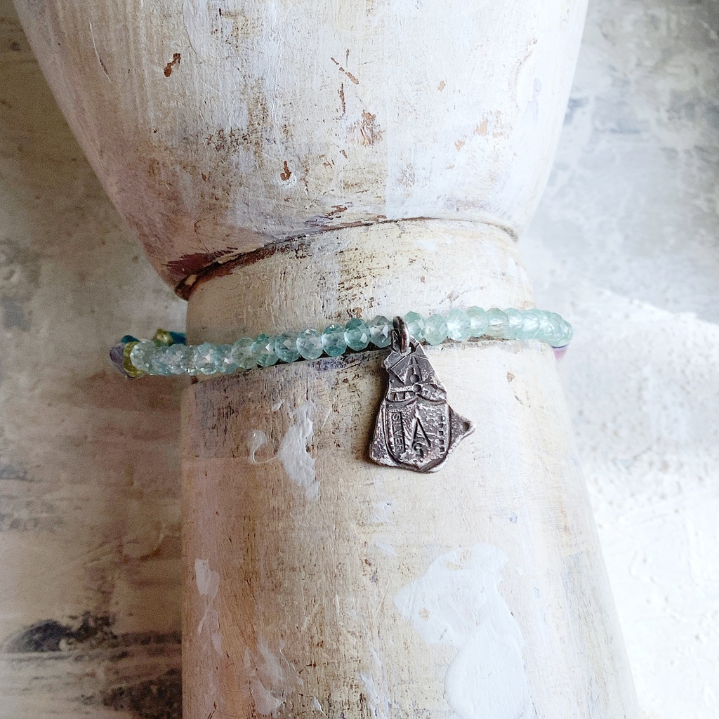 天然石青系ビーズブレス アパタイト