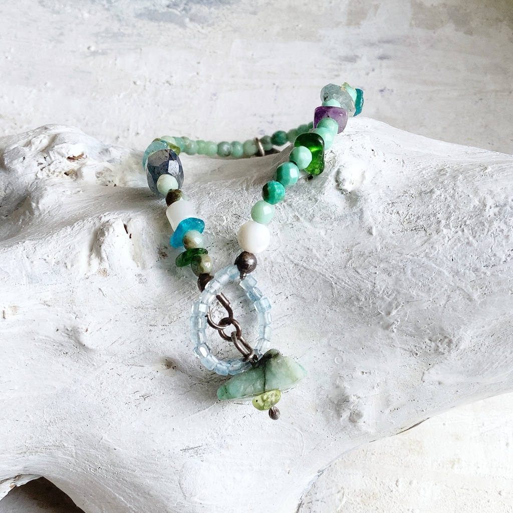 天然石ビーズブレス グリーンカルセドニー