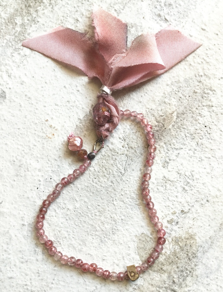 ピンクエピドート3㎜ラウンド ビーズブレスレット