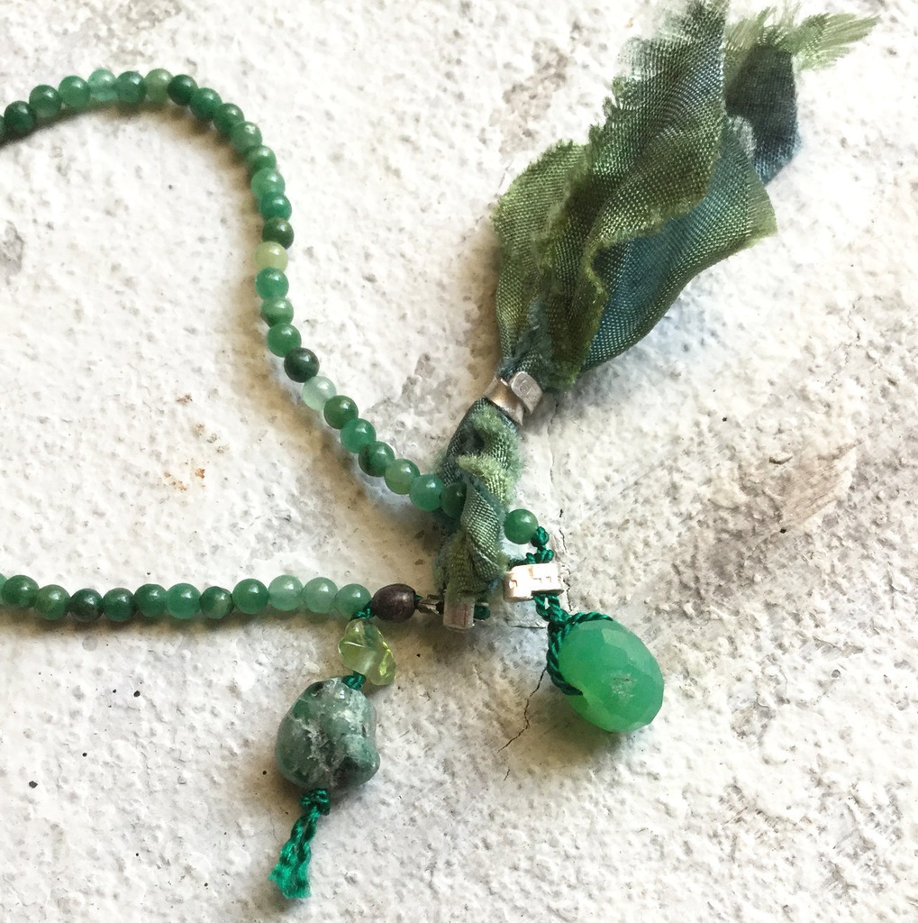 バーダイト2㎜ラウンドビーズ ブレスレット