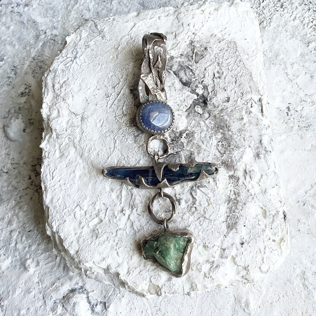 TTペンダント 〇▱▽ サファイヤ カイヤナイト エメラルド