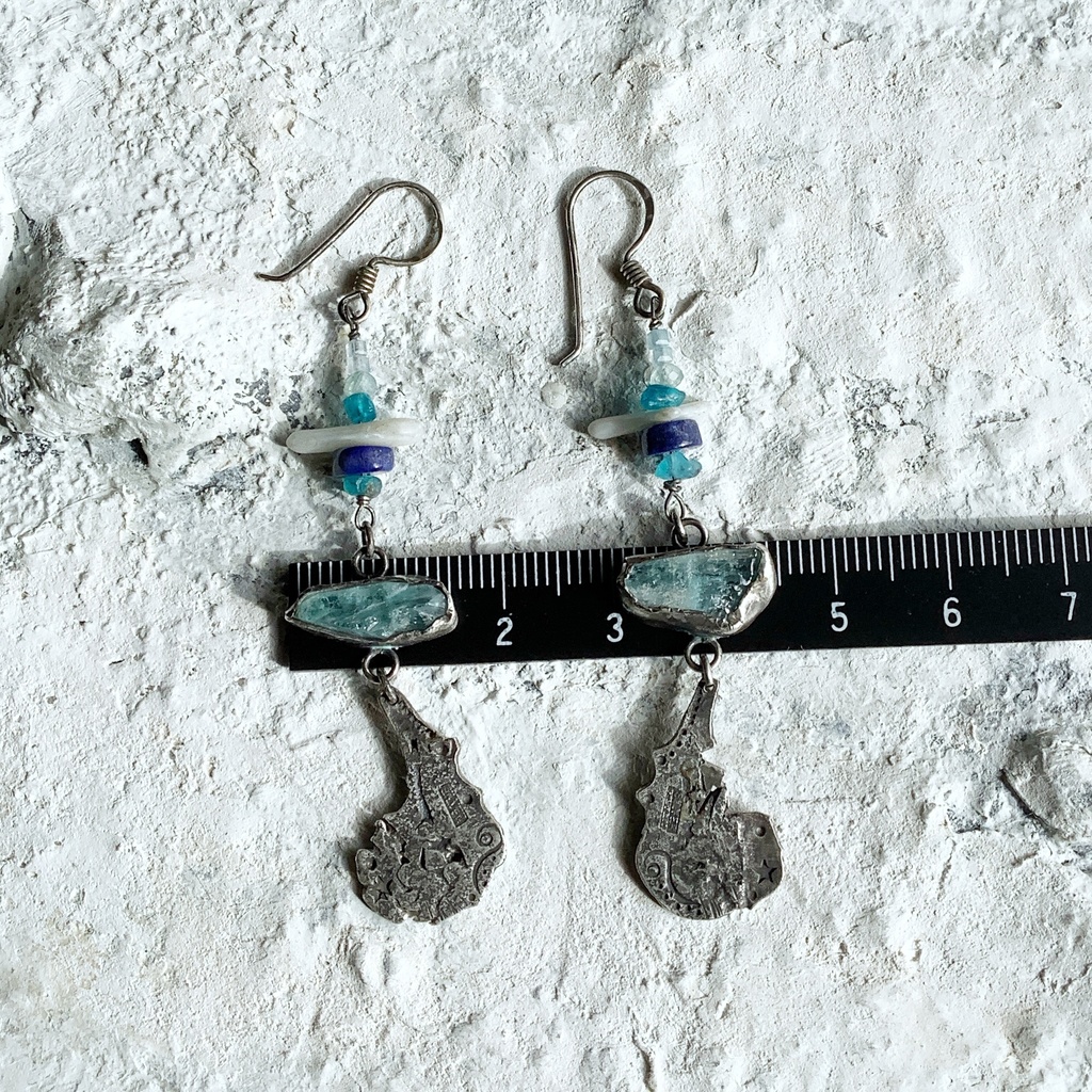 TT原石&ビーズ 揺れるピアス アクアマリン